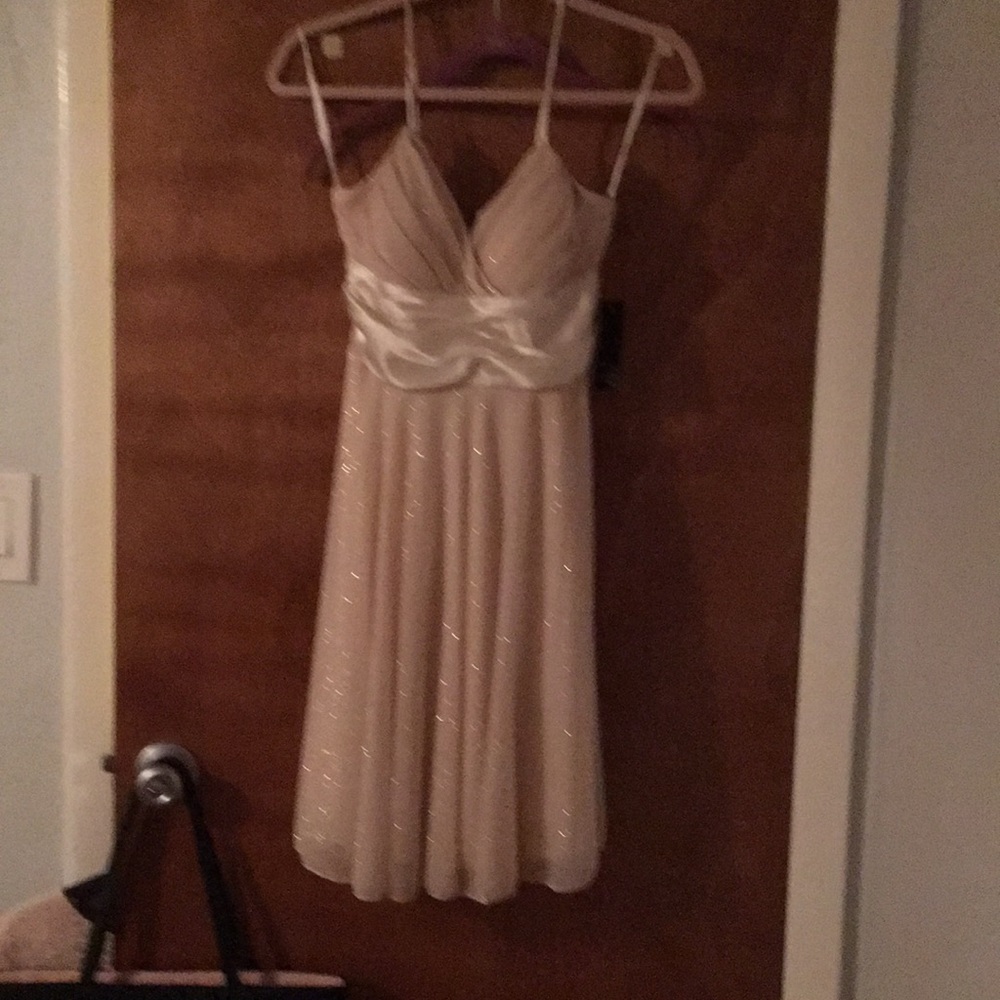 Dress w/ a puff of gold fairy dust to get noticed